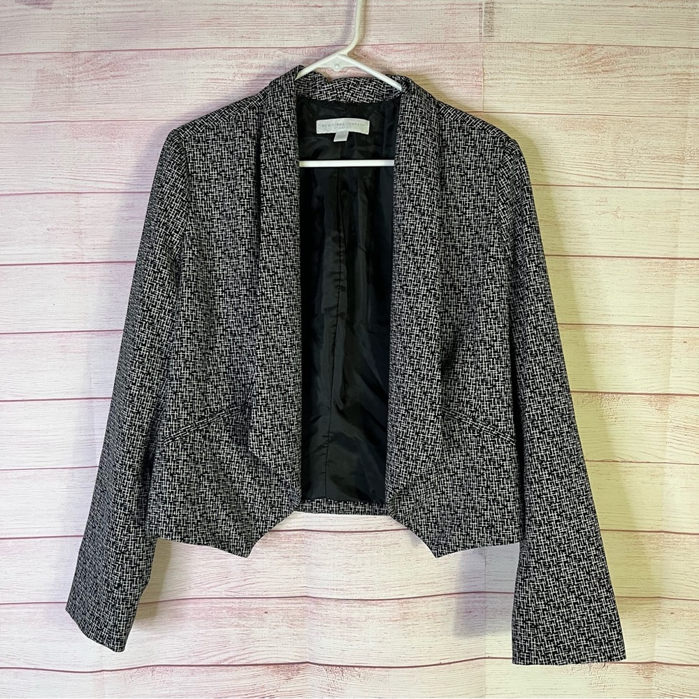 New York & Company Stretch Black & White Open‎ Front Draped Blazer Size Medium